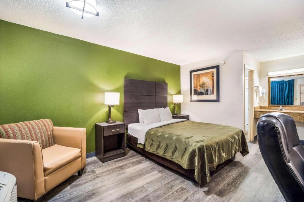 Quality Inn Columbia Airport West Columbia Exteriör bild