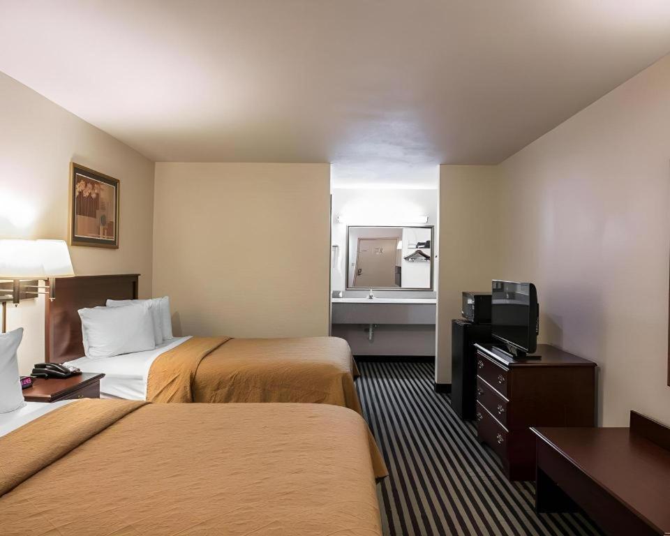 Quality Inn Columbia Airport West Columbia Exteriör bild